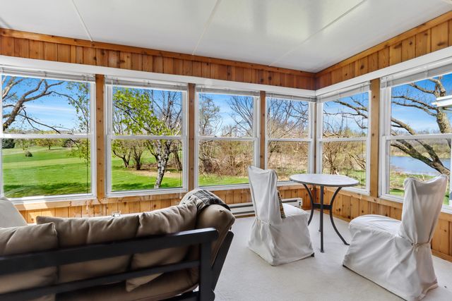 352 County Road B, Unit 10, Fontana, WI 53125