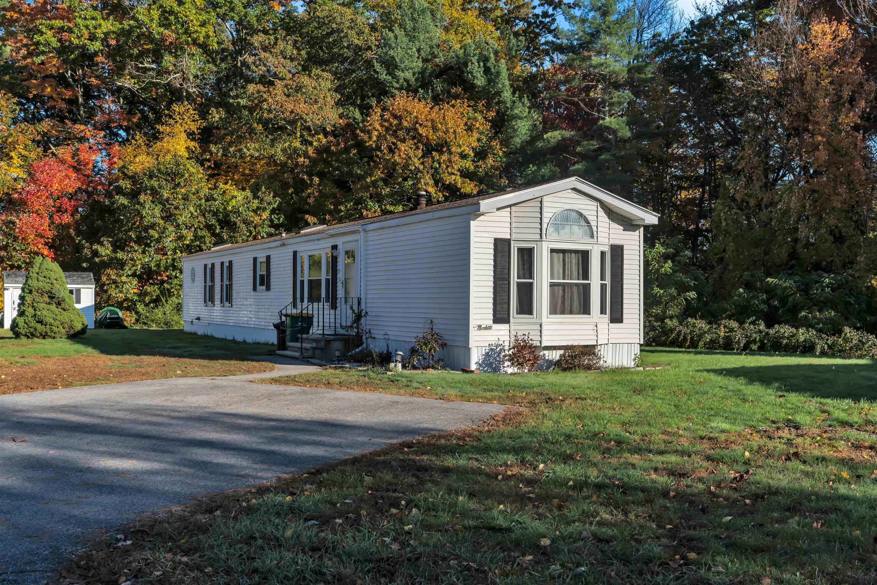 15 Caribbean Lane Rochester, NH 03867 - Photo 1 of 26