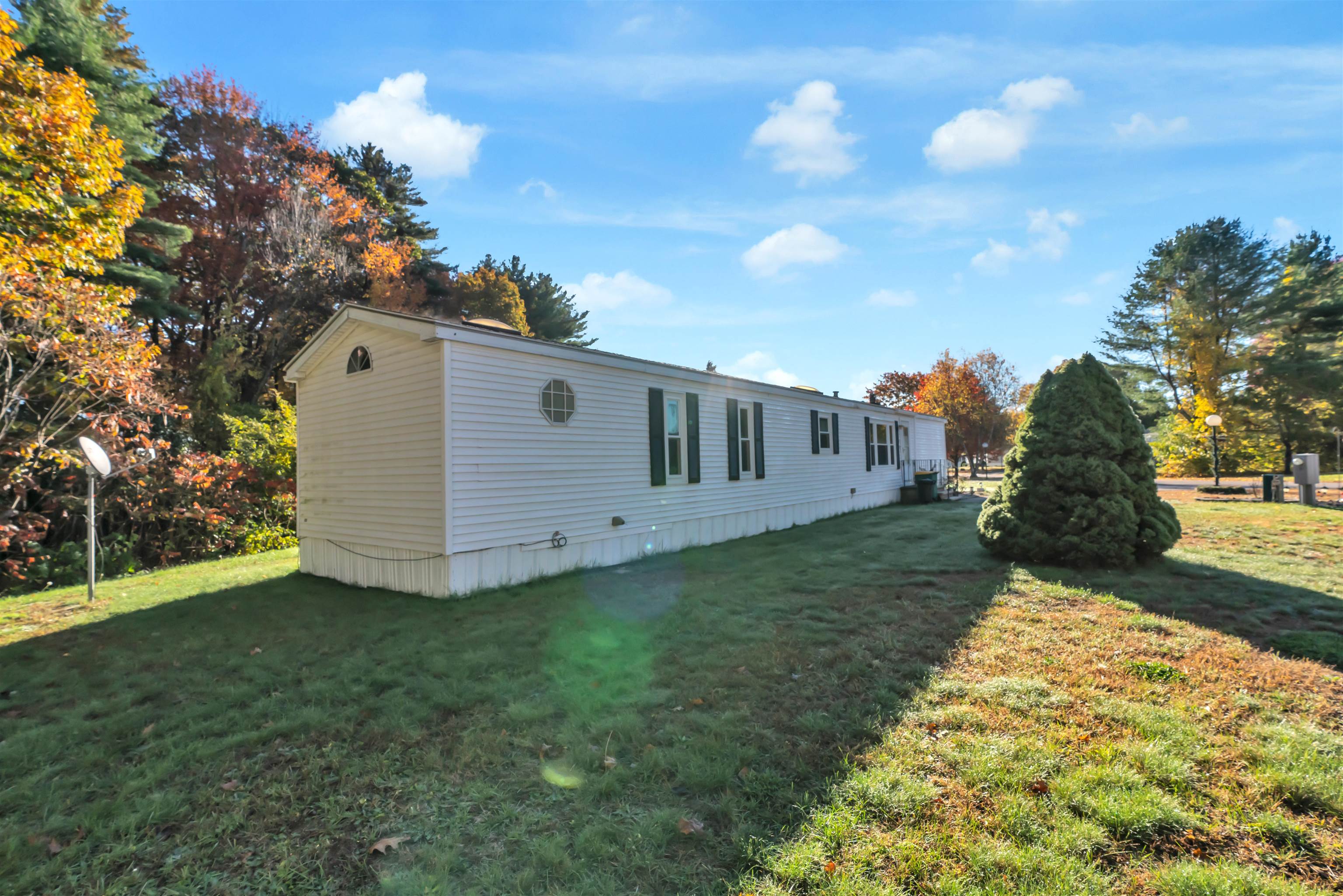 15 Caribbean Lane Rochester, NH 03867 - Photo 4 of 26