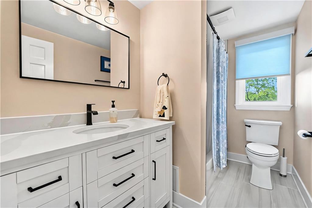 736 Pinetree Road Pittsburgh, PA 15243 - Photo 34 of 43 Spacious guest bath with walk in shower
