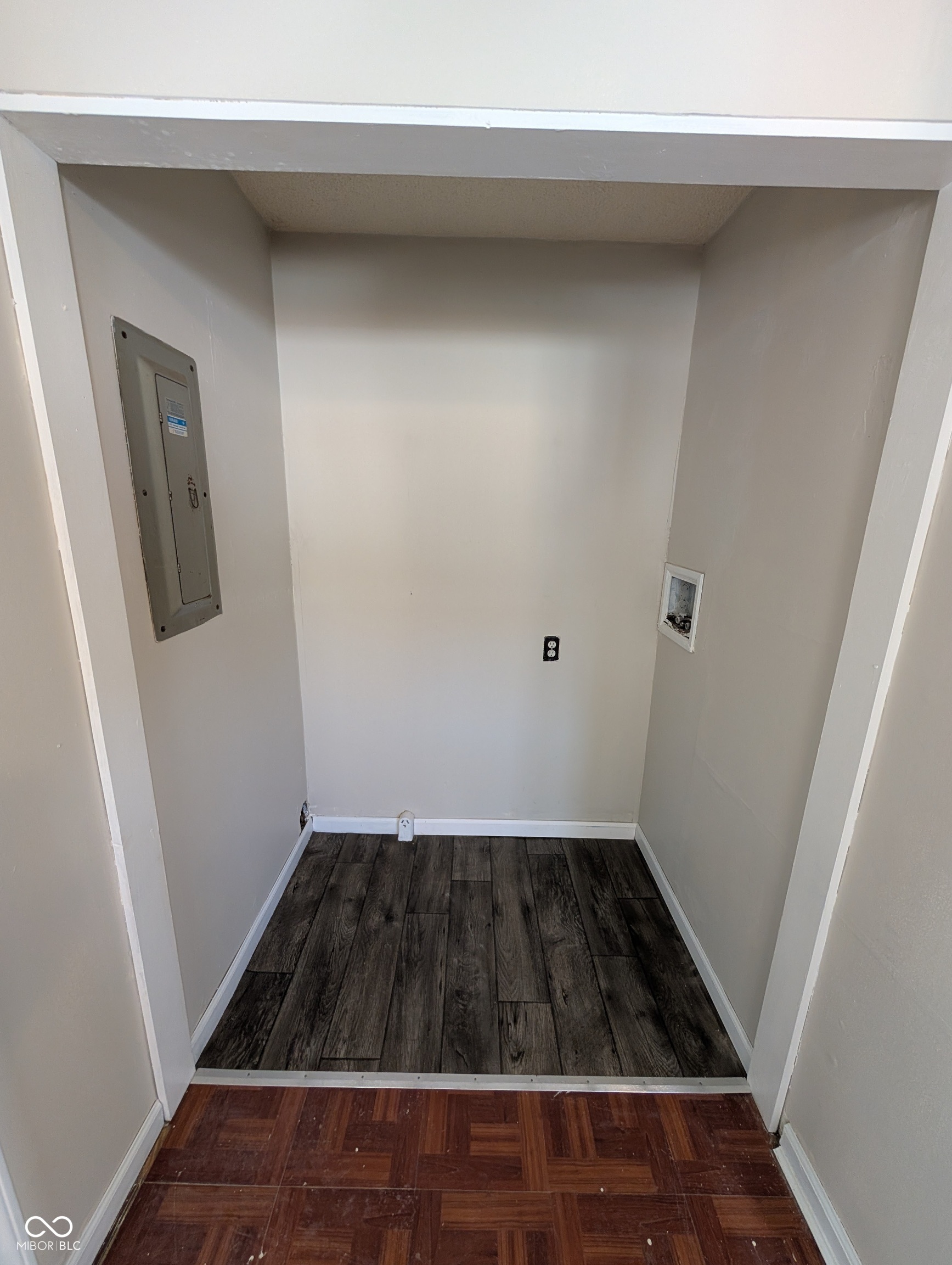2334 Walnut Street Anderson, IN 46016 - Photo 12 of 21