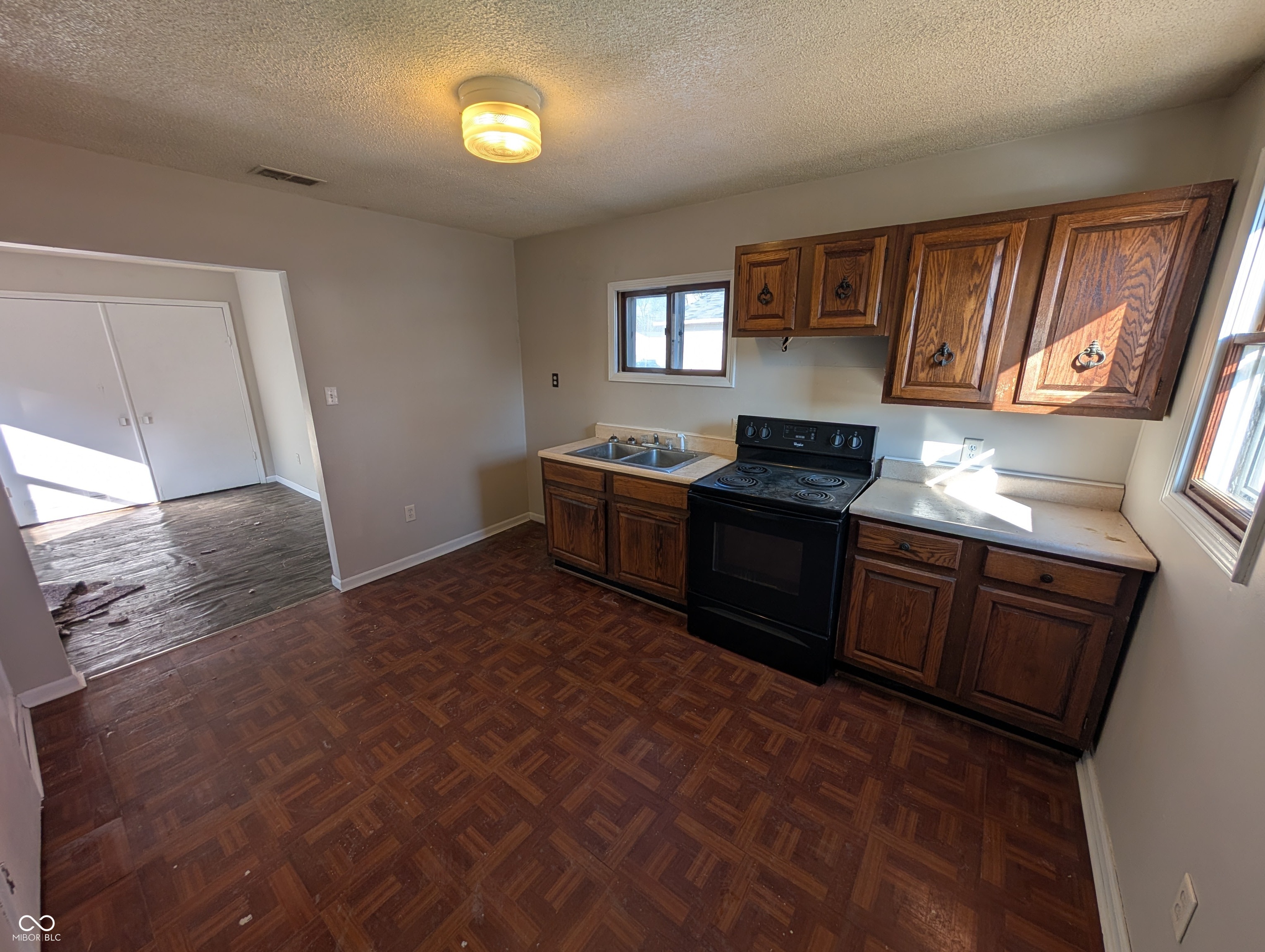 2334 Walnut Street Anderson, IN 46016 - Photo 13 of 21