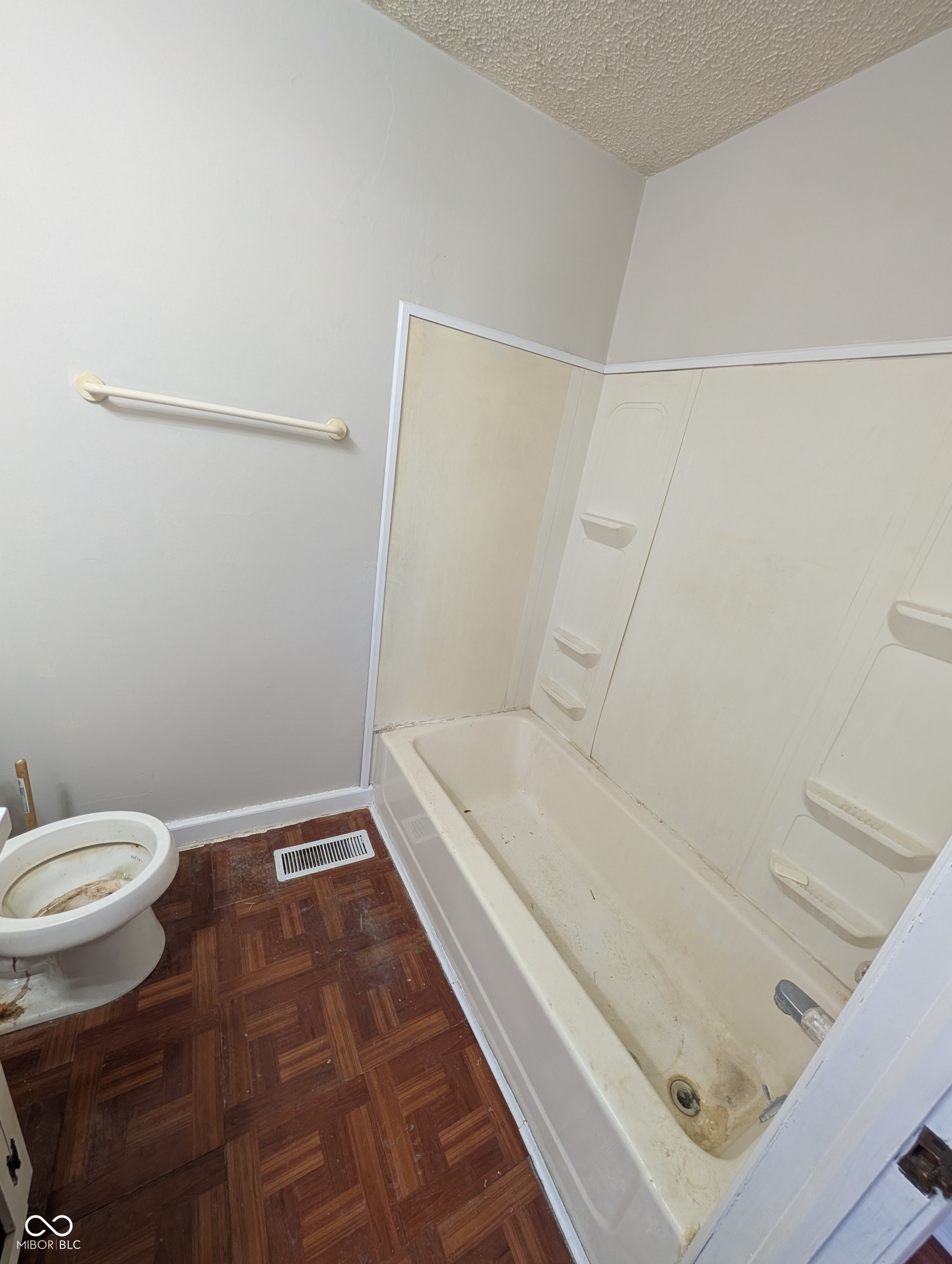 2334 Walnut Street Anderson, IN 46016 - Photo 15 of 21