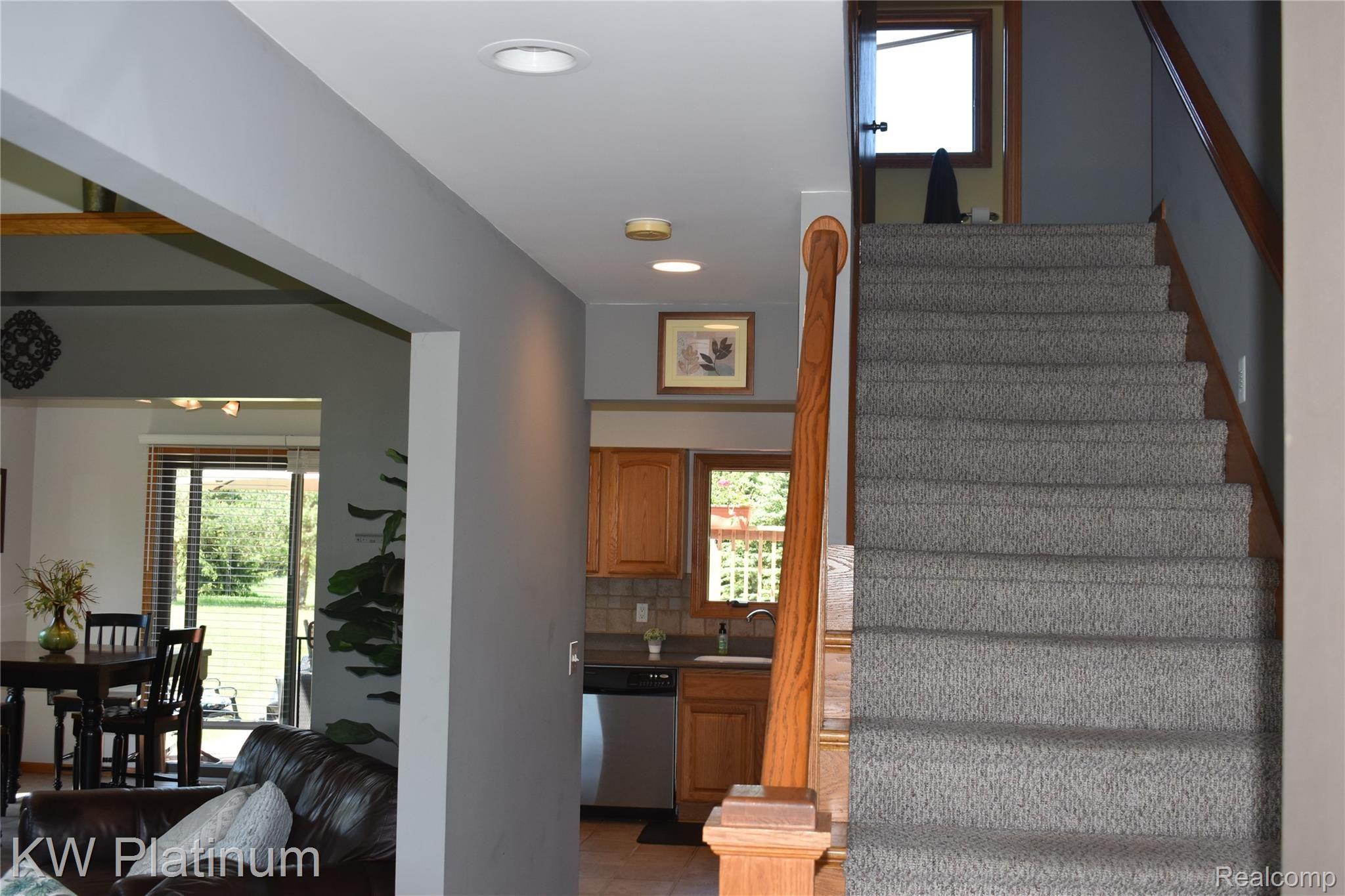 11364 Norman Road Yale, MI 48097 - Photo 6 of 48 DSC_0208.JPG
