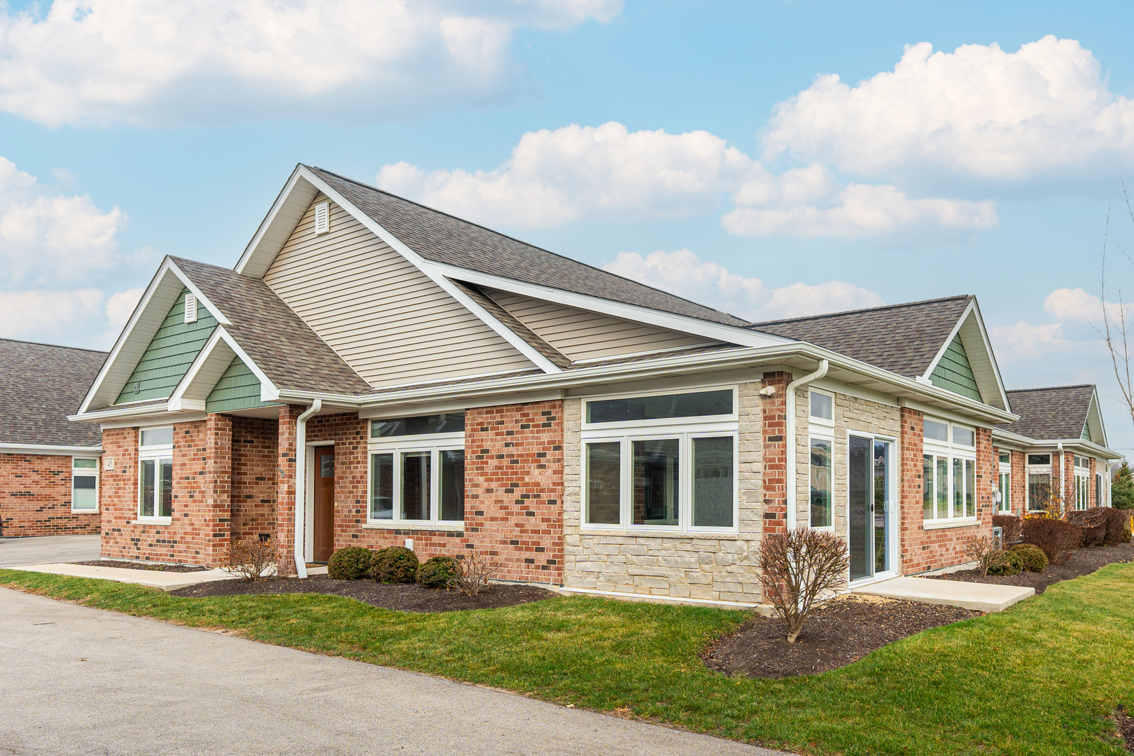 45 Briden Lane, Unit 45 Sycamore, IL 60178 - Photo 2 of 56