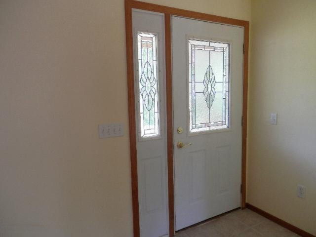 6225 Farr Road Manistee, MI 49660 - Photo 7 of 30 Attractive front door w/sidelight