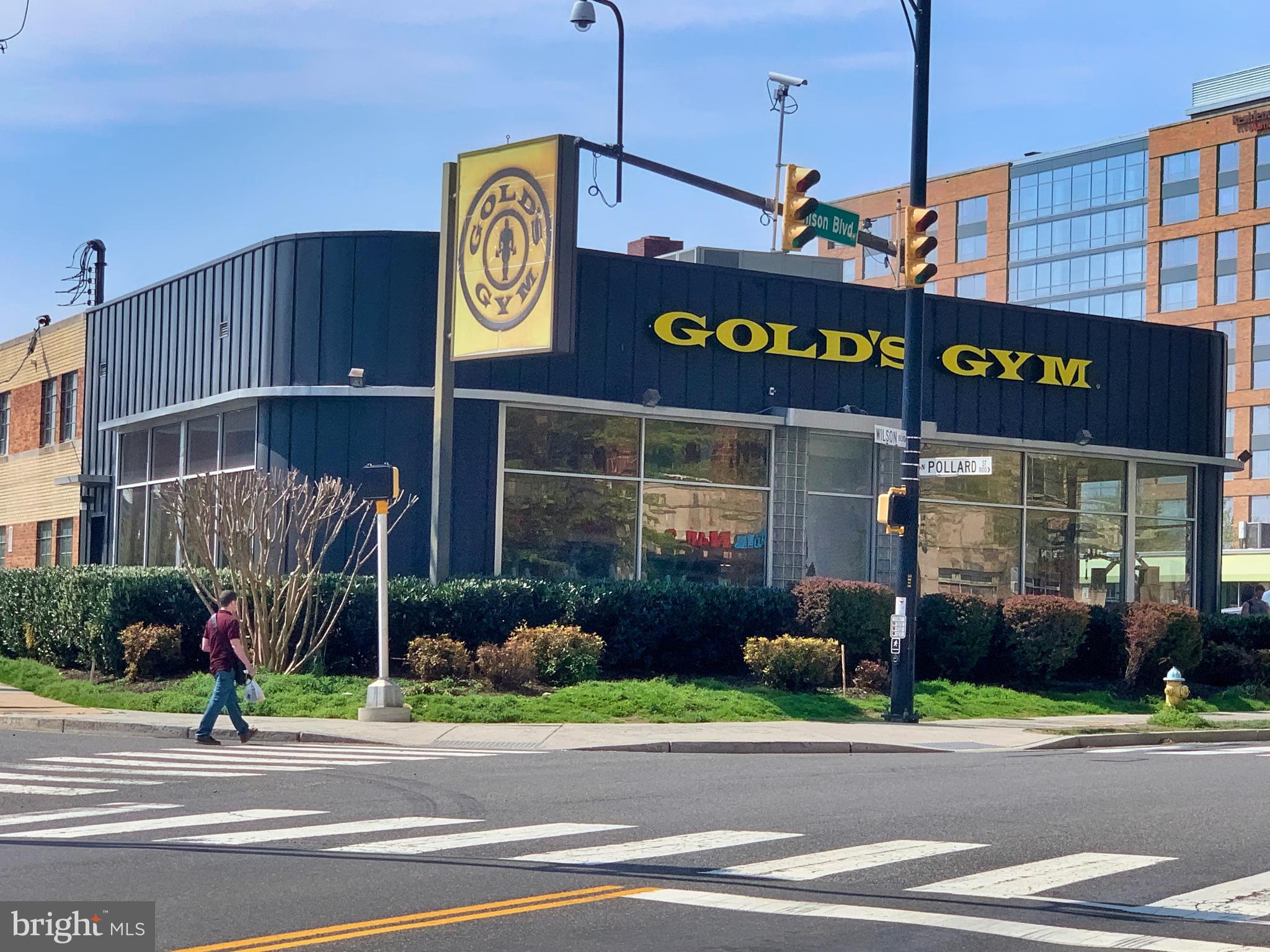 4141 North Henderson Road, Unit 104 Arlington, VA 22203 - Photo 29 of 32 Golds Gym