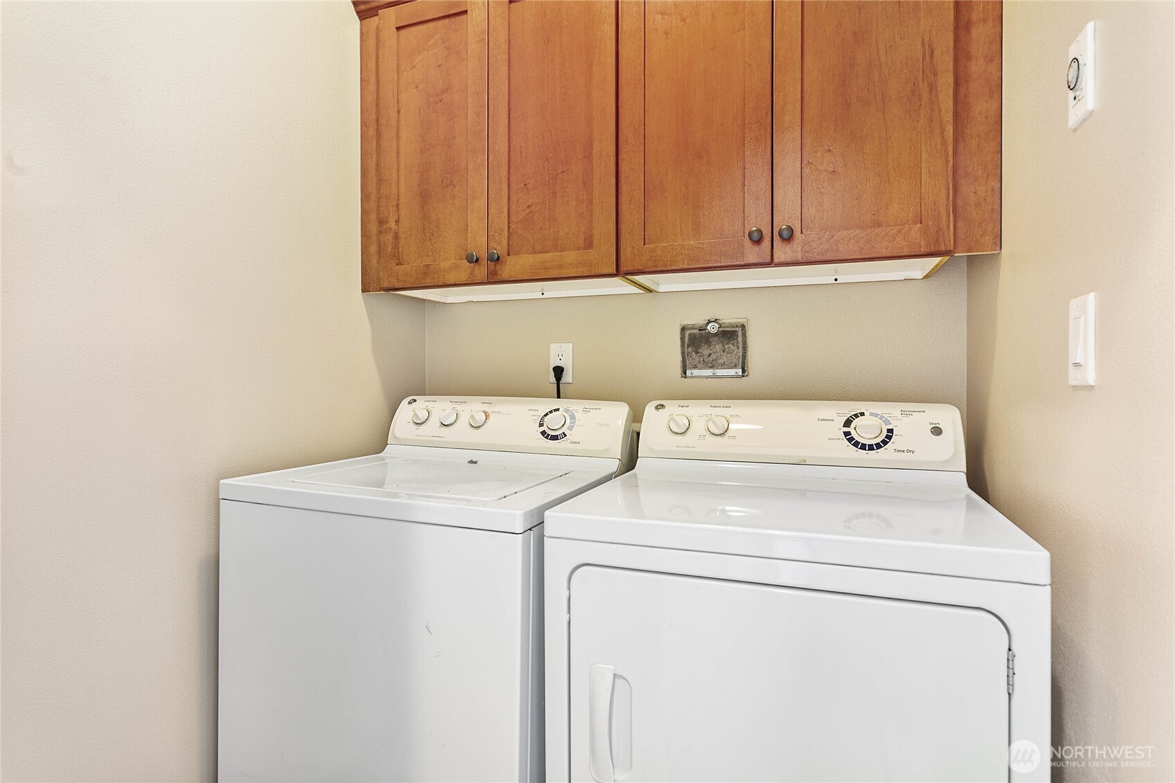 8780 Depot Road, Unit 308 Lynden, WA 98264 - Photo 23 of 36 a utility room with dryer and washer