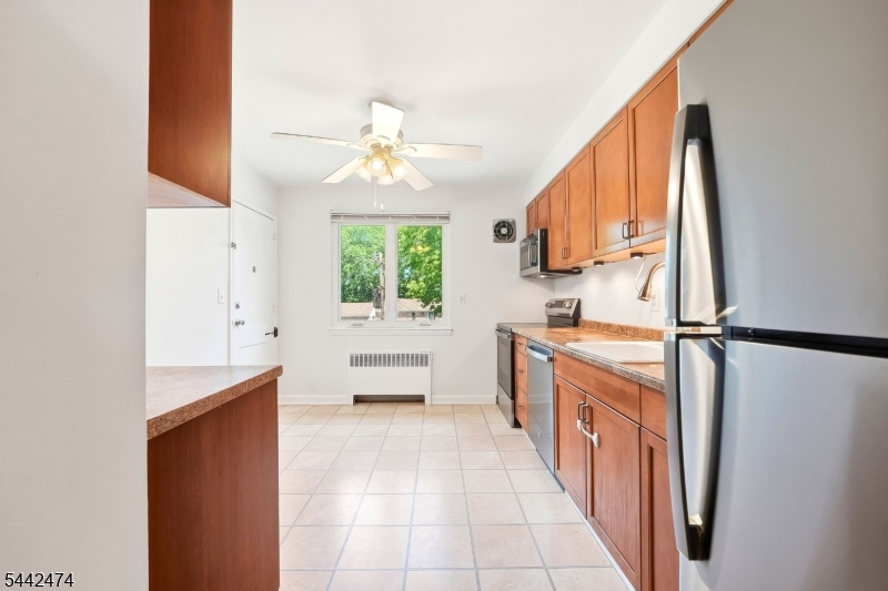 89A Troy Drive Springfield, NJ 07081 - Photo 5 of 21