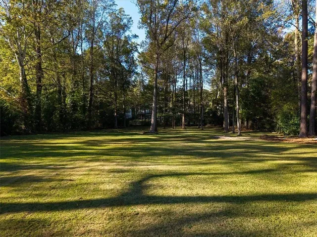$150,000 | 2001 Hemlock Trail Southwest, Snellville, GA 30078