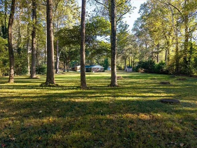 $150,000 | 2001 Hemlock Trail Southwest, Snellville, GA 30078