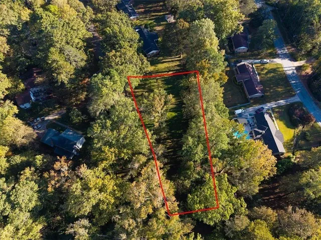 $150,000 | 2001 Hemlock Trail Southwest, Snellville, GA 30078