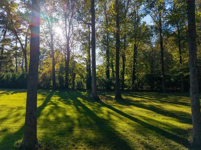 $150,000 | 2001 Hemlock Trail Southwest, Snellville, GA 30078