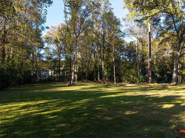 $150,000 | 2001 Hemlock Trail Southwest, Snellville, GA 30078