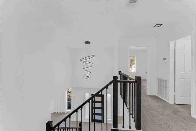 $897,500 | 3 Outervale Place, The Woodlands, TX 77381