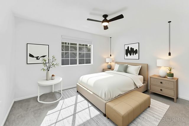 $897,500 | 3 Outervale Place, The Woodlands, TX 77381