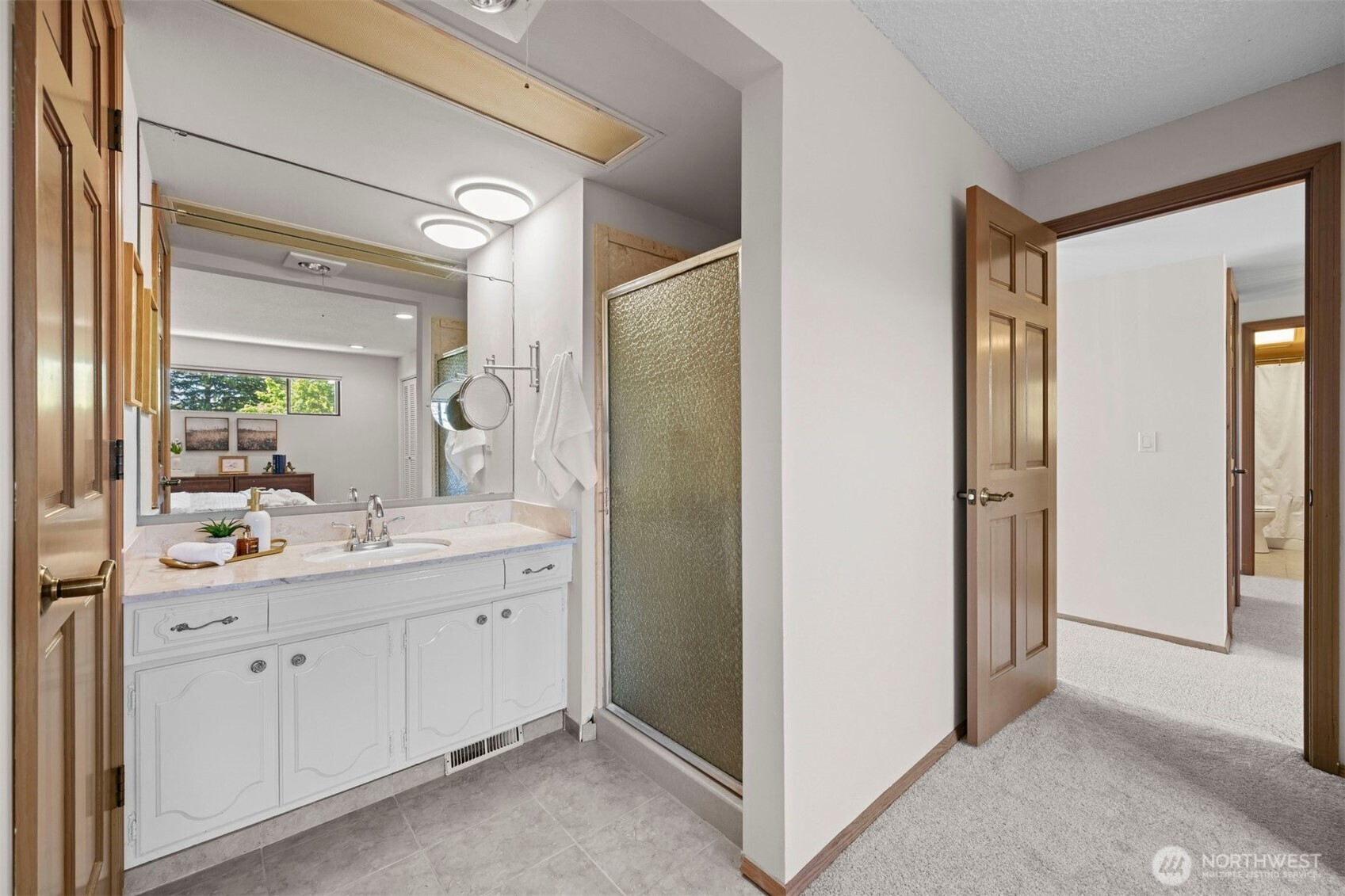 655 Main Street, Unit 305 Edmonds, WA 98020 - Photo 18 of 37