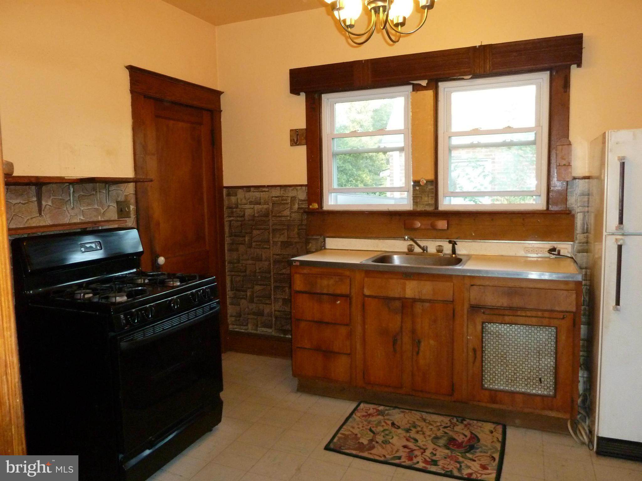 813 Gist Avenue Silver Spring, MD 20910 - Photo 21 of 30 Kitchen