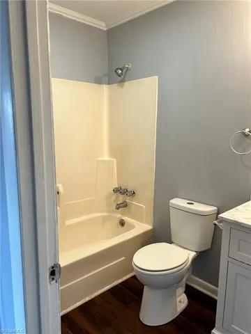 $975 | 517 West Market Street, Unit H, Graham, NC 27253