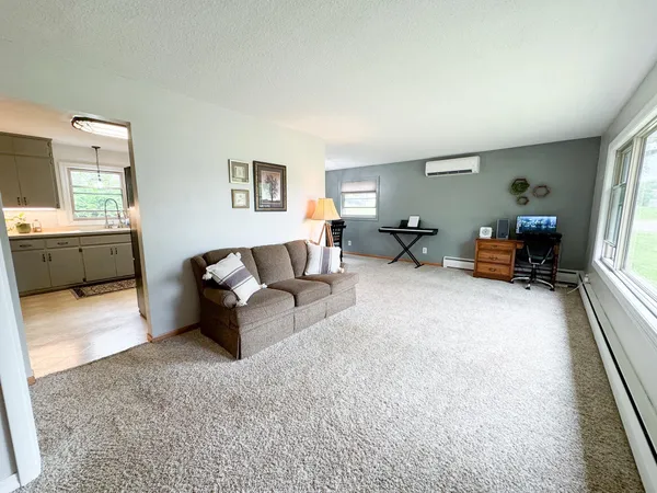 $224,900 | 906 South Whitford Street, Fergus Falls, MN 56537