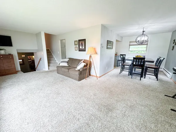 $224,900 | 906 South Whitford Street, Fergus Falls, MN 56537