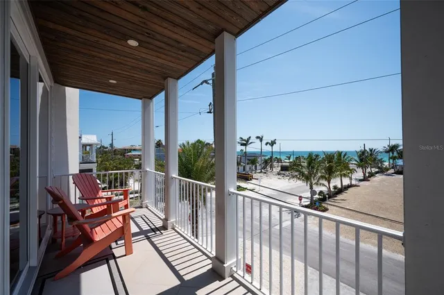 $3,200,000 | 2201 Avenue C, Bradenton Beach, FL 34217