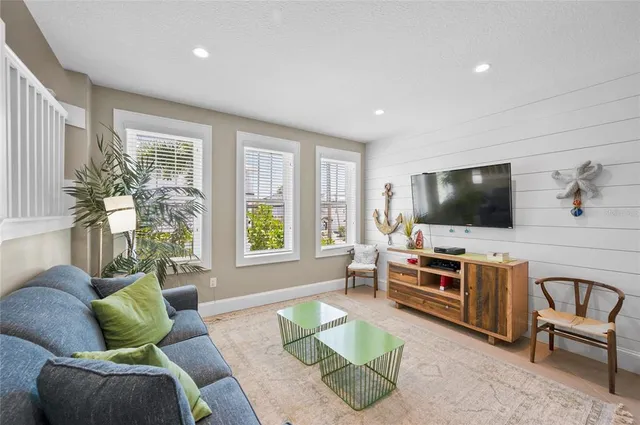 $3,200,000 | 2201 Avenue C, Bradenton Beach, FL 34217