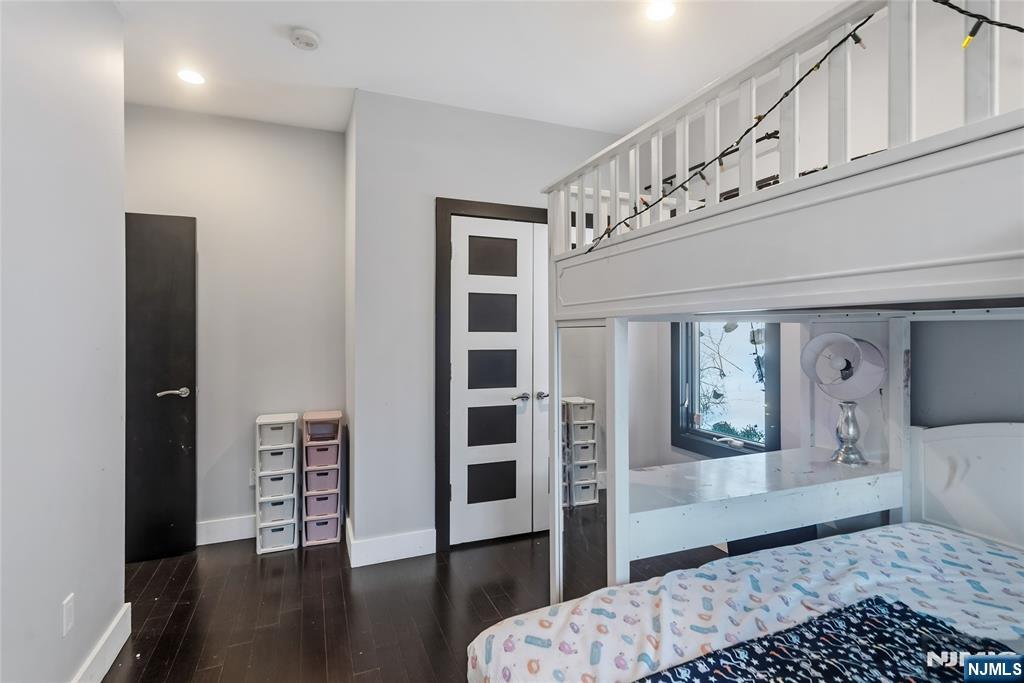 760 Undercliff Avenue, Unit B Edgewater, NJ 07020 - Photo 27 of 45