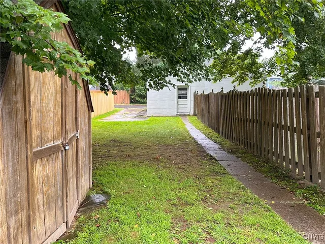 $1,500 | 821 Floyd Avenue, Rome, NY 13440