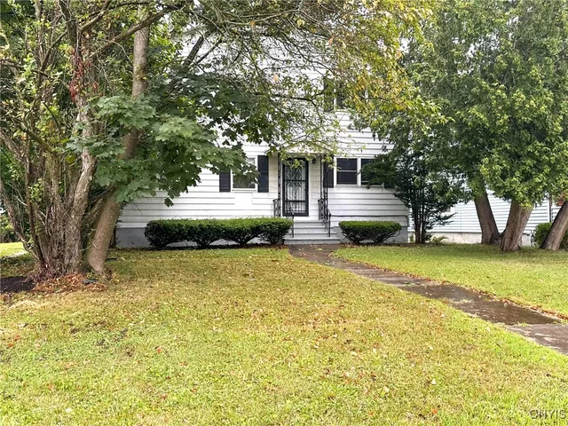 $1,500 | 821 Floyd Avenue, Rome, NY 13440