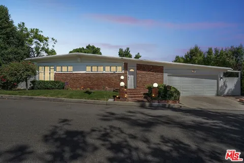 $9,500 | 2042 Linda Flora Drive, Los Angeles, CA 90077