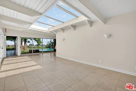 $9,500 | 2042 Linda Flora Drive, Los Angeles, CA 90077