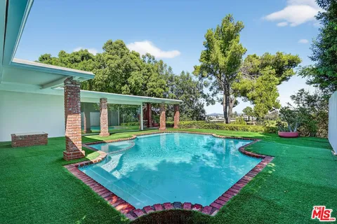 $9,500 | 2042 Linda Flora Drive, Los Angeles, CA 90077