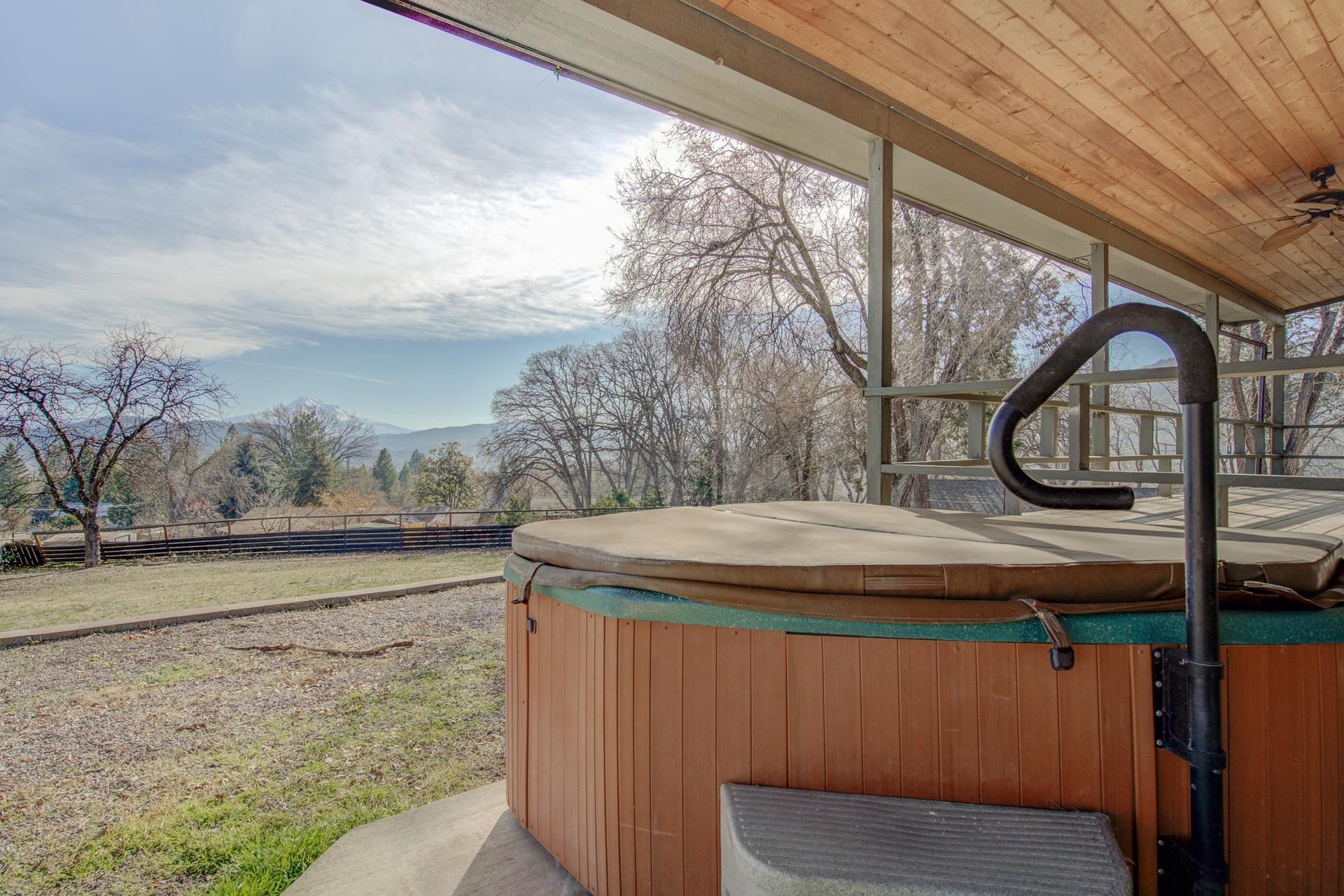 208 Humbug Road Yreka, CA 96097 - Photo 31 of 38 Gallery Image 31
