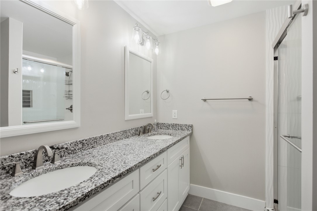 607 West Quincy Road Seneca, SC 29678 - Photo 7 of 38