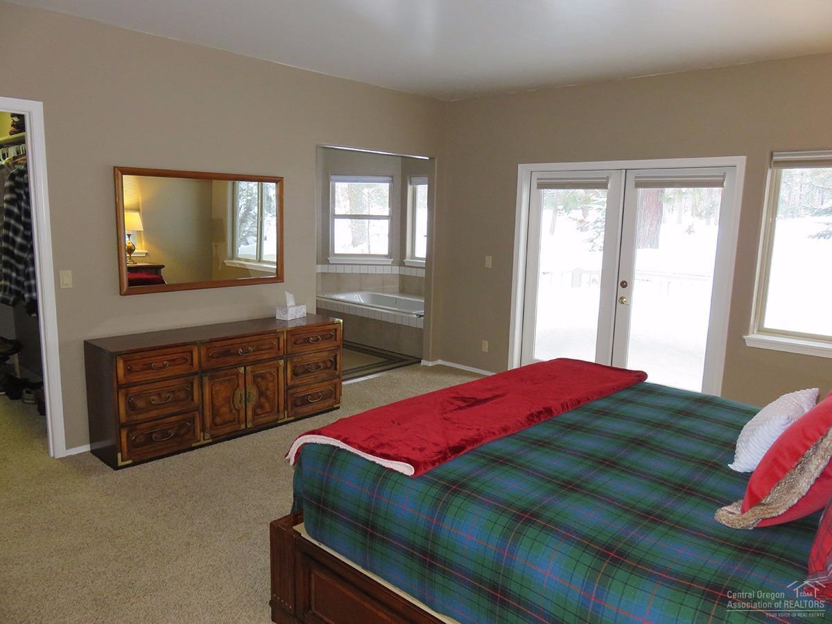 60809 Currant Way Bend, OR 97702 - Photo 10 of 23 Additional Photo