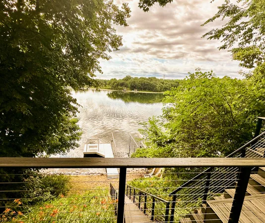 $925,000 | W288N8060 Park Drive, Merton, WI 53029