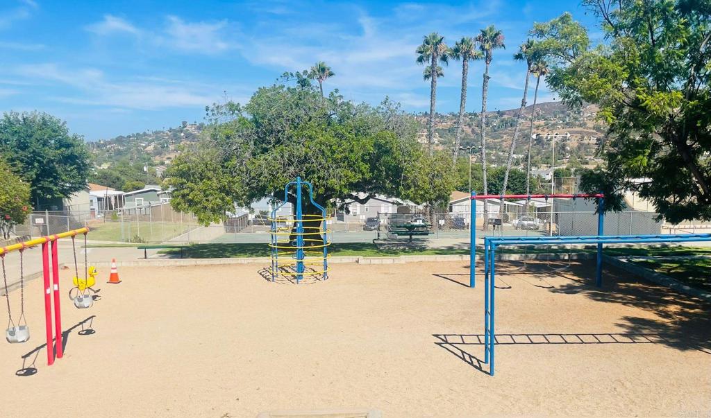 2515 Sweetwater Road, Unit 63 Spring Valley, CA 91977 - Photo 26 of 28