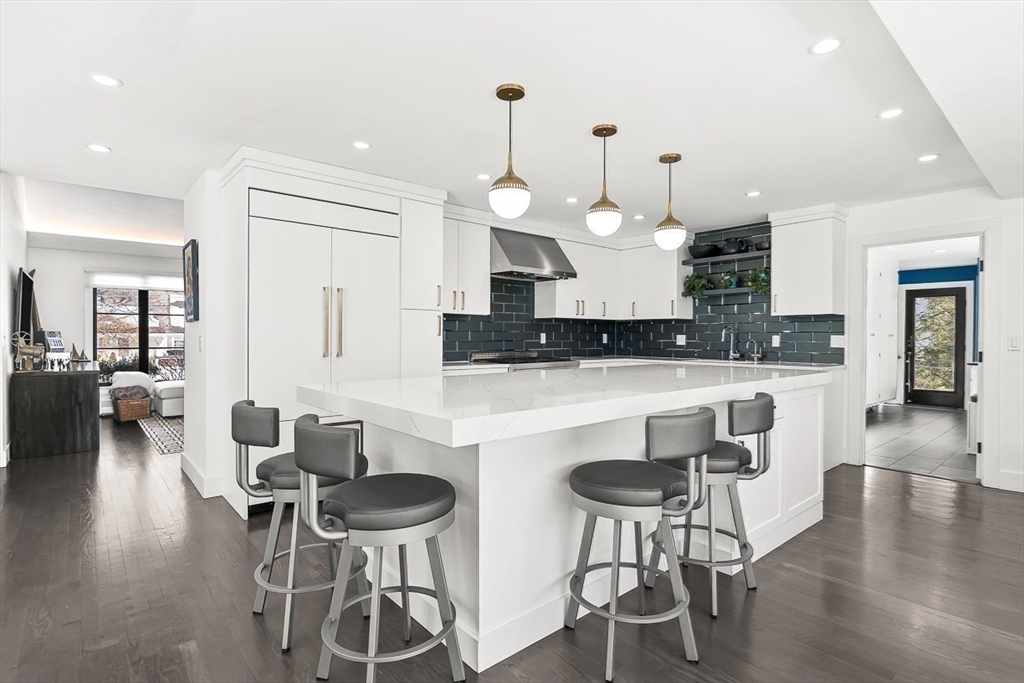 22 Cranmore Road Wellesley, MA 02481 - Photo 11 of 35