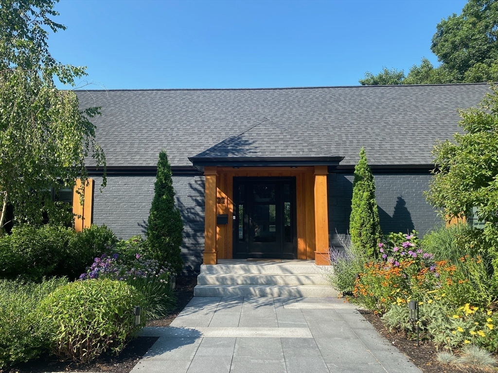 22 Cranmore Road Wellesley, MA 02481 - Photo 3 of 35