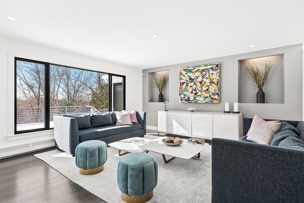 22 Cranmore Road Wellesley, MA 02481 - Photo 7 of 35