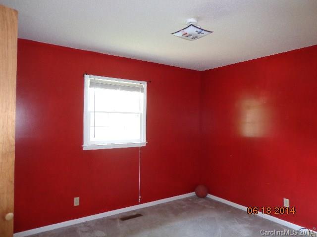 216 Shadowbrook Road, Unit 15 Stanley, NC 28164 - Photo 6 of 11 Gallery Image 6