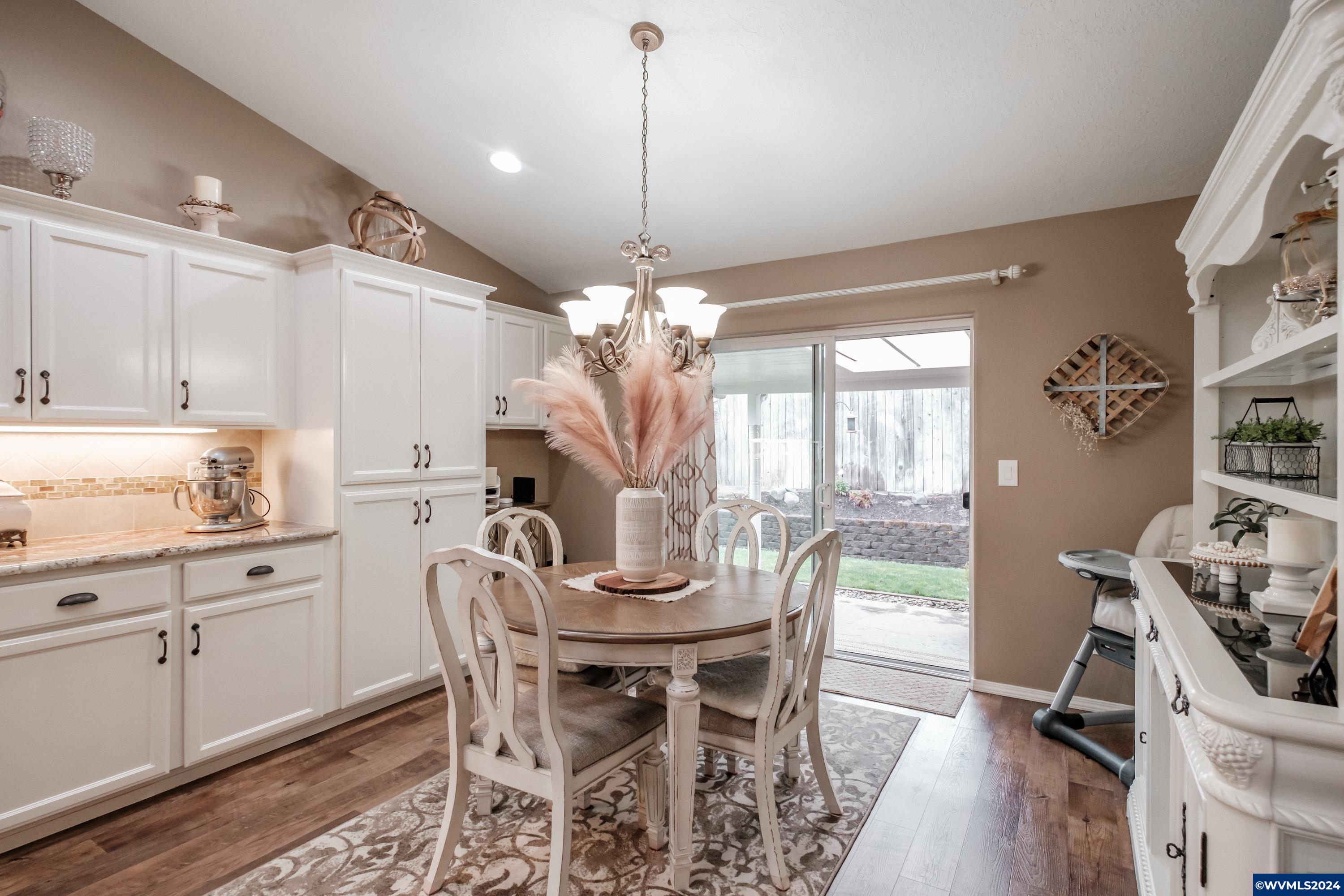 1689 Baxter Road Southeast Salem, OR 97306 - Photo 20 of 42 Gallery Image 20