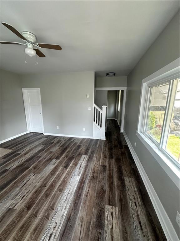 908 Russellwood Avenue McKees Rocks, PA 15136 - Photo 6 of 33