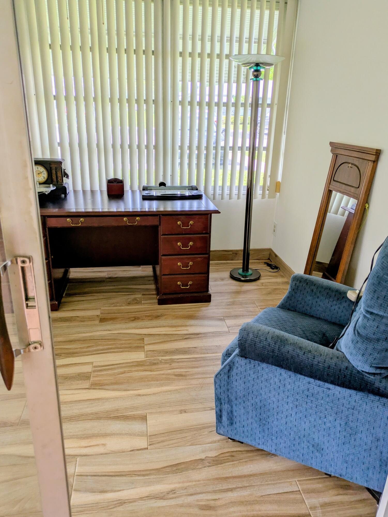 172 West High Point Terrace, Unit D Delray Beach, FL 33445 - Photo 30 of 31 Enclosed Porch/Office