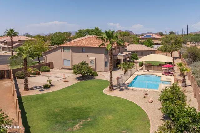 $1,025,000 | 7560 East Leland Circle, Mesa, AZ 85207