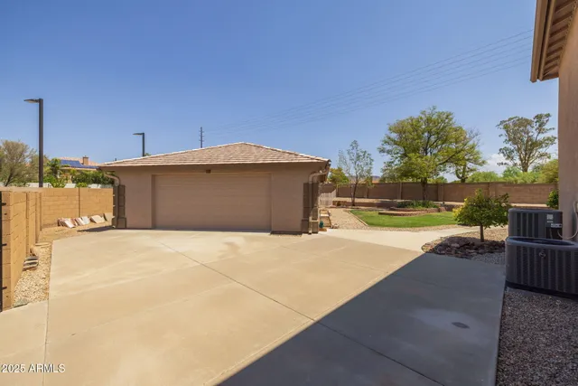 $1,025,000 | 7560 East Leland Circle, Mesa, AZ 85207