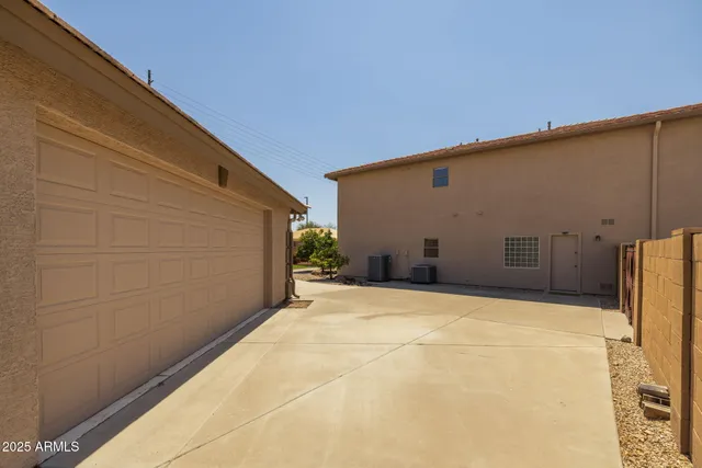 $1,025,000 | 7560 East Leland Circle, Mesa, AZ 85207