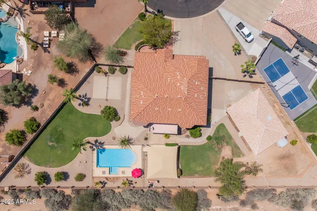$1,025,000 | 7560 East Leland Circle, Mesa, AZ 85207