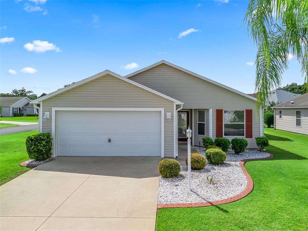 2046 Dalecroft Trail The Villages, FL 32162 - Photo 2 of 42